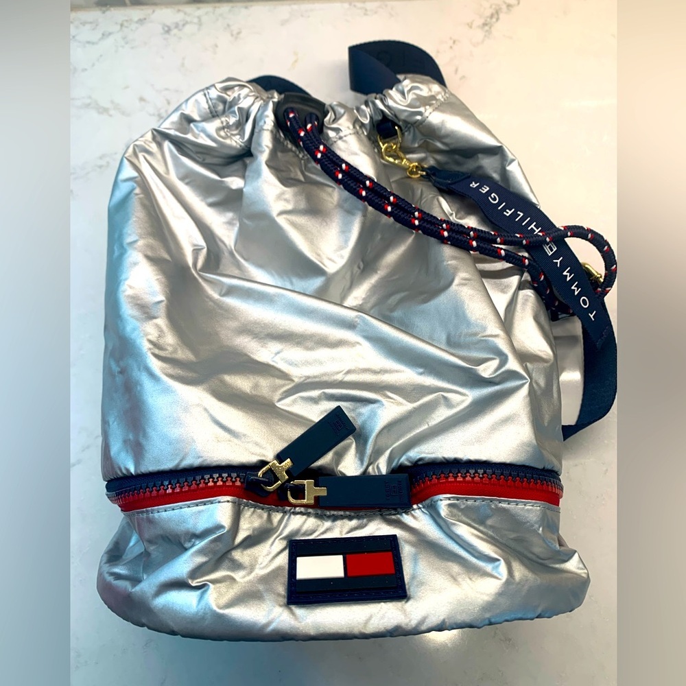 Tommy Hilfiger Silver Metallic Cinch Bag Backpack